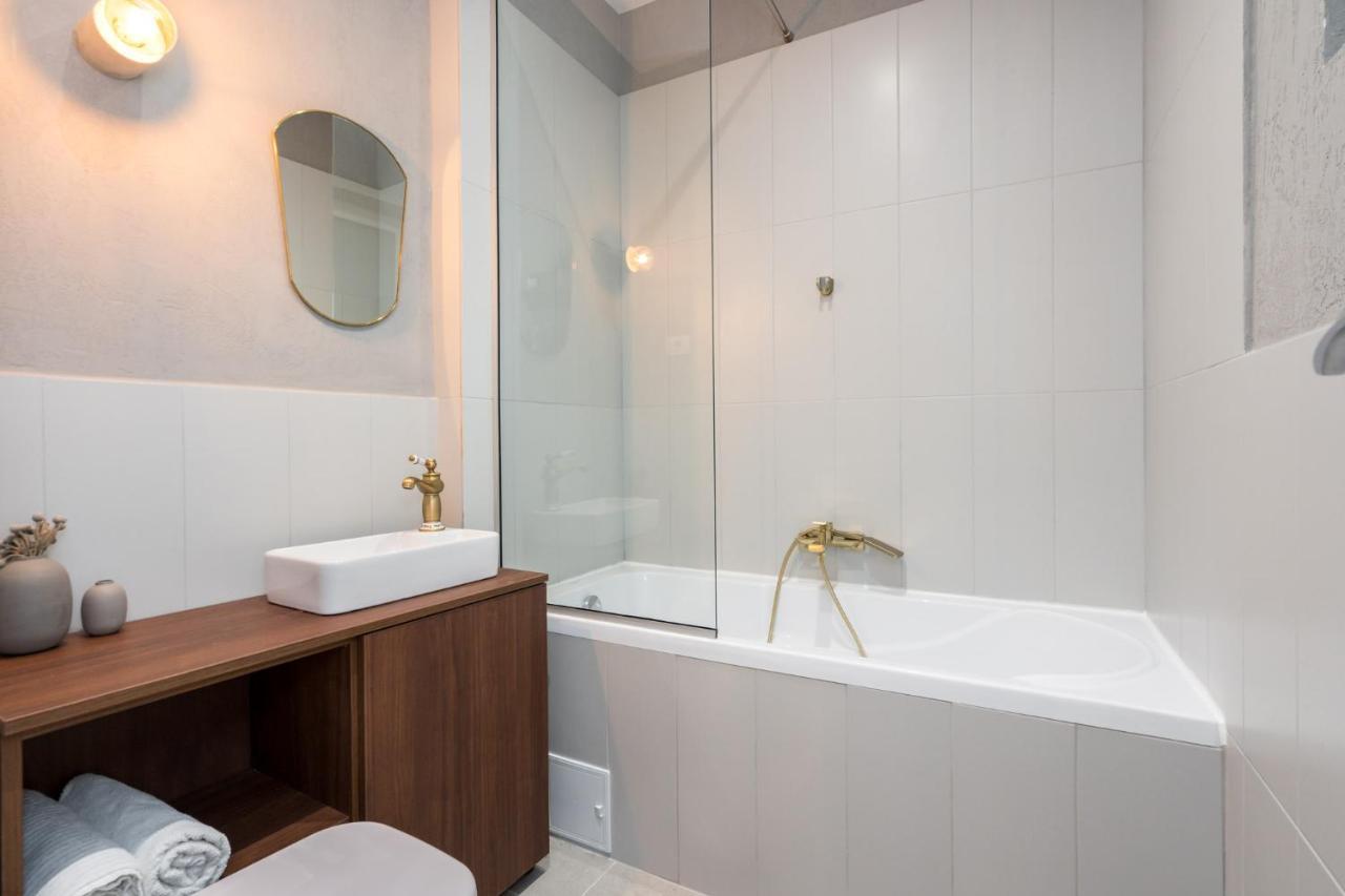 בוקרשט Crystal 3Bdr Apartment In Center מראה חיצוני תמונה